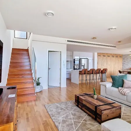 Allure Alannas By Lovelystay