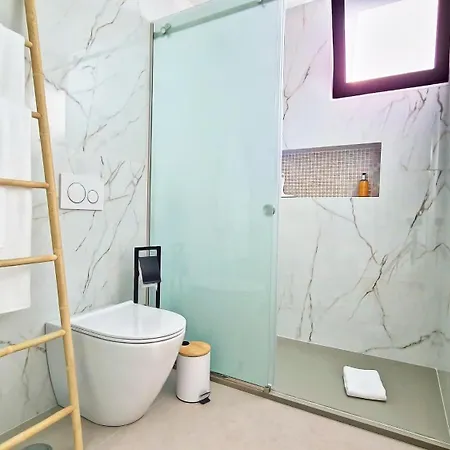 Allure Alannas By Lovelystay *