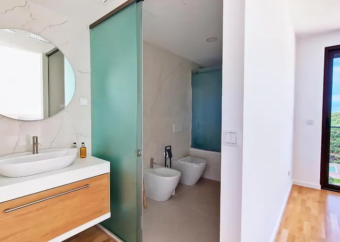 Vila Allure Alannas By Lovelystay *