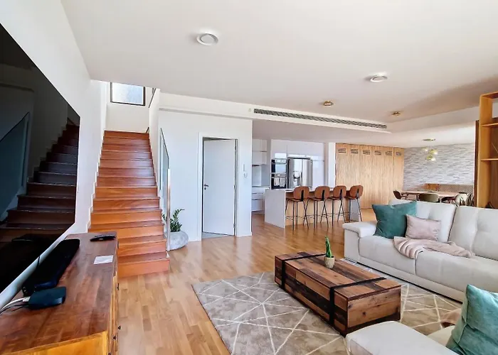 Allure Alannas By Lovelystay