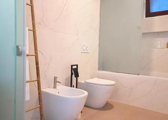 Allure Alannas By Lovelystay *